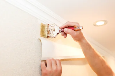 Pose de papier peint à Bouilly-en-Gâtinais — revêtements muraux et toiles de verre